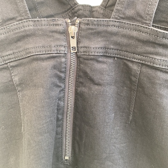 Nicely Fitted Jean Dress - Picture 4 of 6